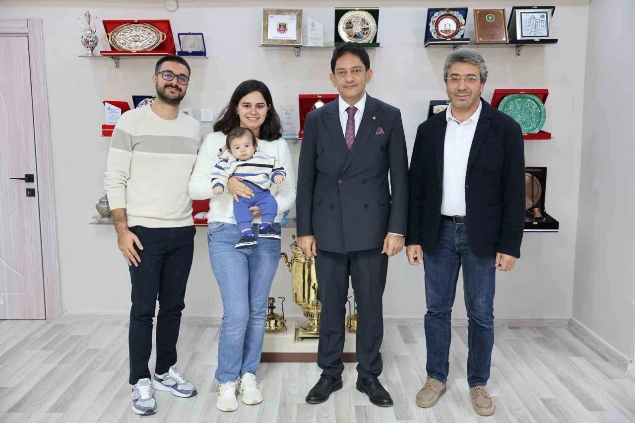 Hakan Oral’dan Teoman bebeğe destek: &quot;Biz birlikte güçlüyüz&quot;
