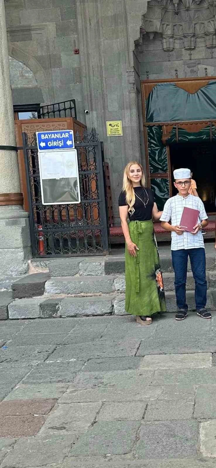Hakim Pınar Demir Yılmazel, 7. Sınıf Öğrencisi Hafız Ahmet’in en büyük hayalini gerçekleştirdi
