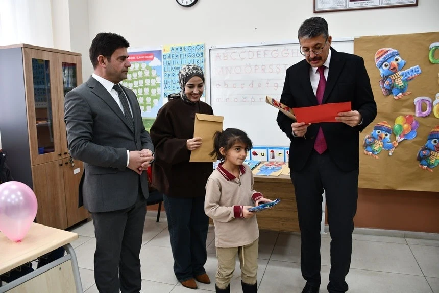 Hakkari&rsquo;de 70 bin &ouml;ğrenci yarıyıl tatiline girdi
