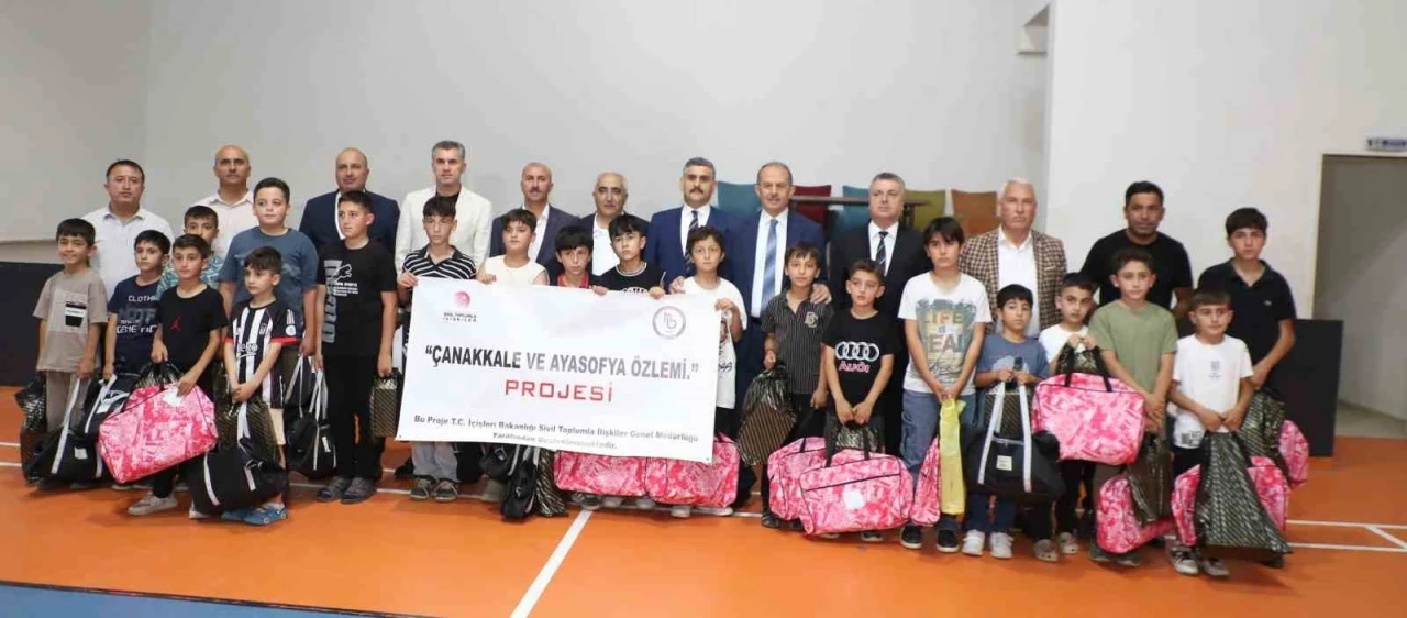 Hakkari&rsquo;de &ccedil;ocuklara y&ouml;nelik spor, k&uuml;lt&uuml;r ve eğitim projesi başlatıldı
