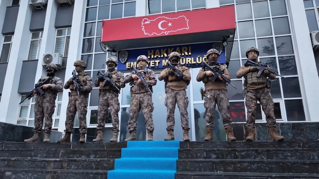 Hakkari ve Van&rsquo;da tefecilik operasyonu: 4 tutuklama
