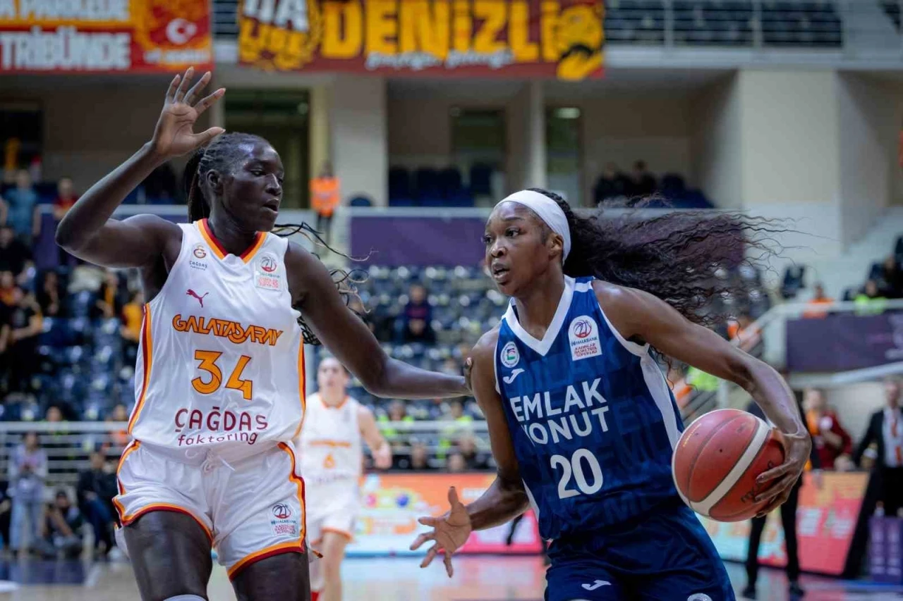 Halkbank Kadınlar T&uuml;rkiye Kupası: Galatasaray: 66 - Emlak Konut: 64
