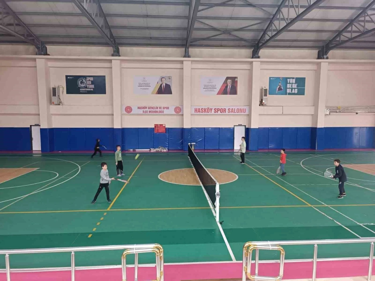 Hasköy’de tenis kursuna yoğun ilgi