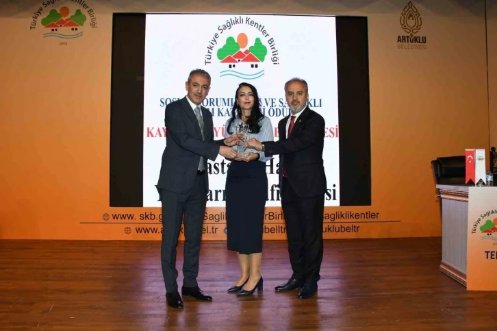 Hasta ve Hasta Yakınları Misafirhanesi Projesine &Ouml;d&uuml;l
