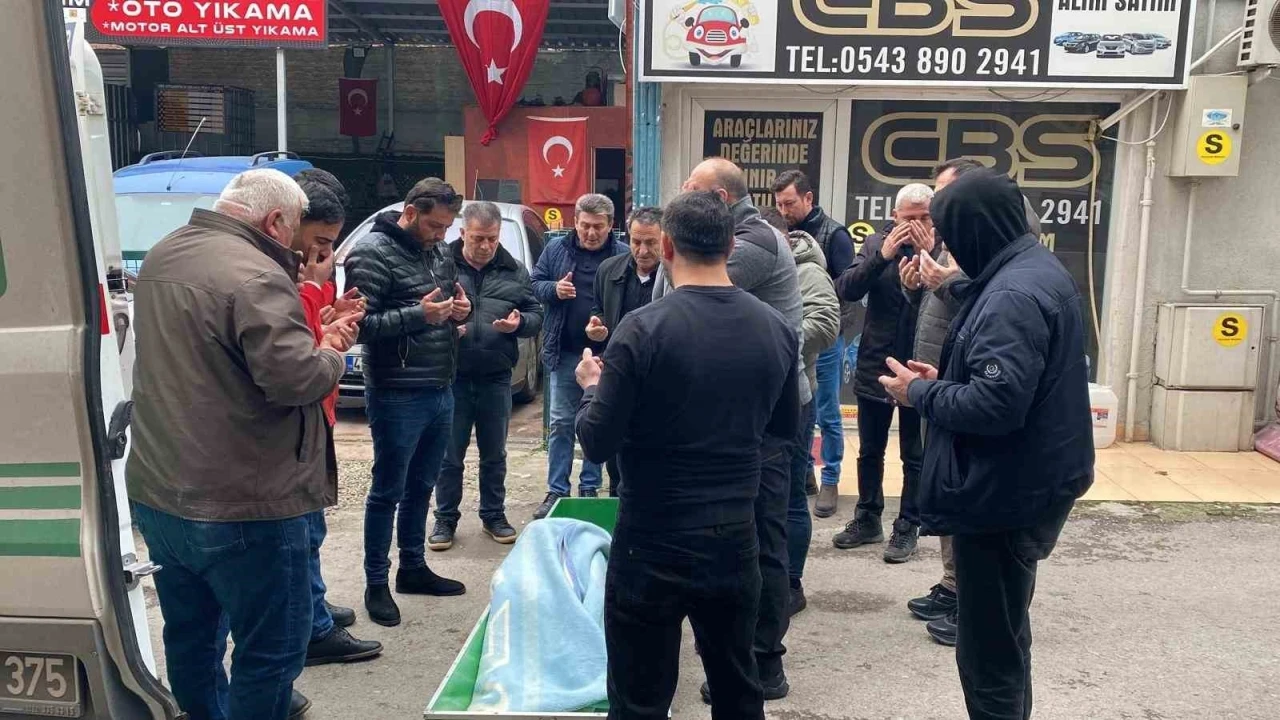 Hastaneden &ccedil;ıktı, oto yıkama d&uuml;kkanında hayatını kaybetti
