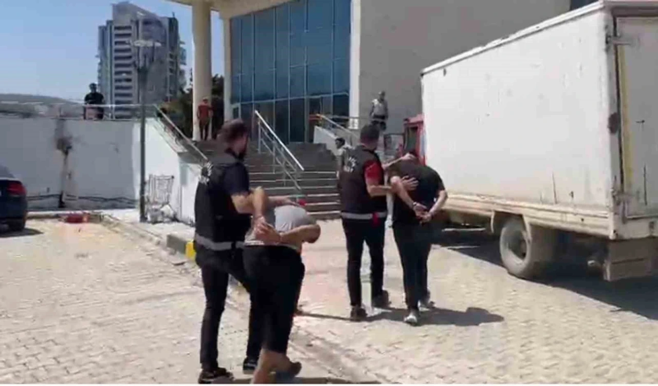 Hatay’da asayiş operasyonu: 4 gözaltı
