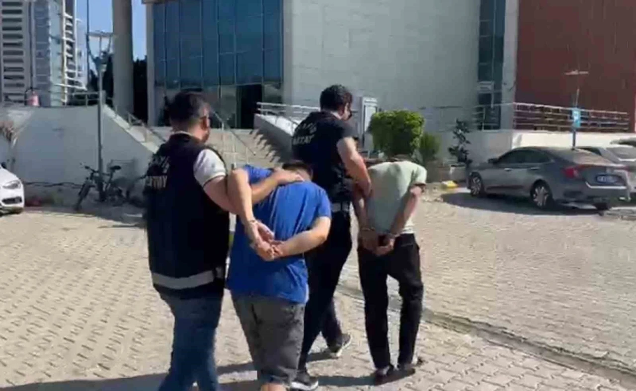 Hatay’da hırsızlık şüphelisi 3 şahıs tutuklandı
