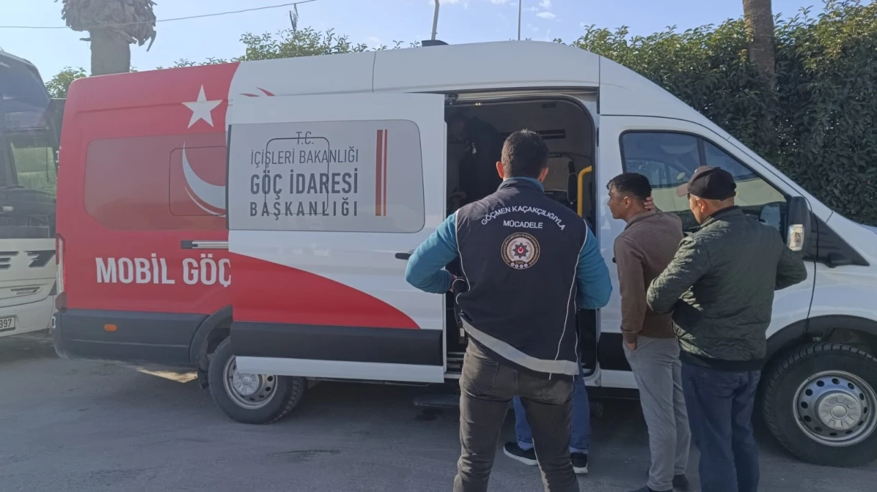 Hatay&rsquo;da yabancı uyruklu şahıslar denetlendi
