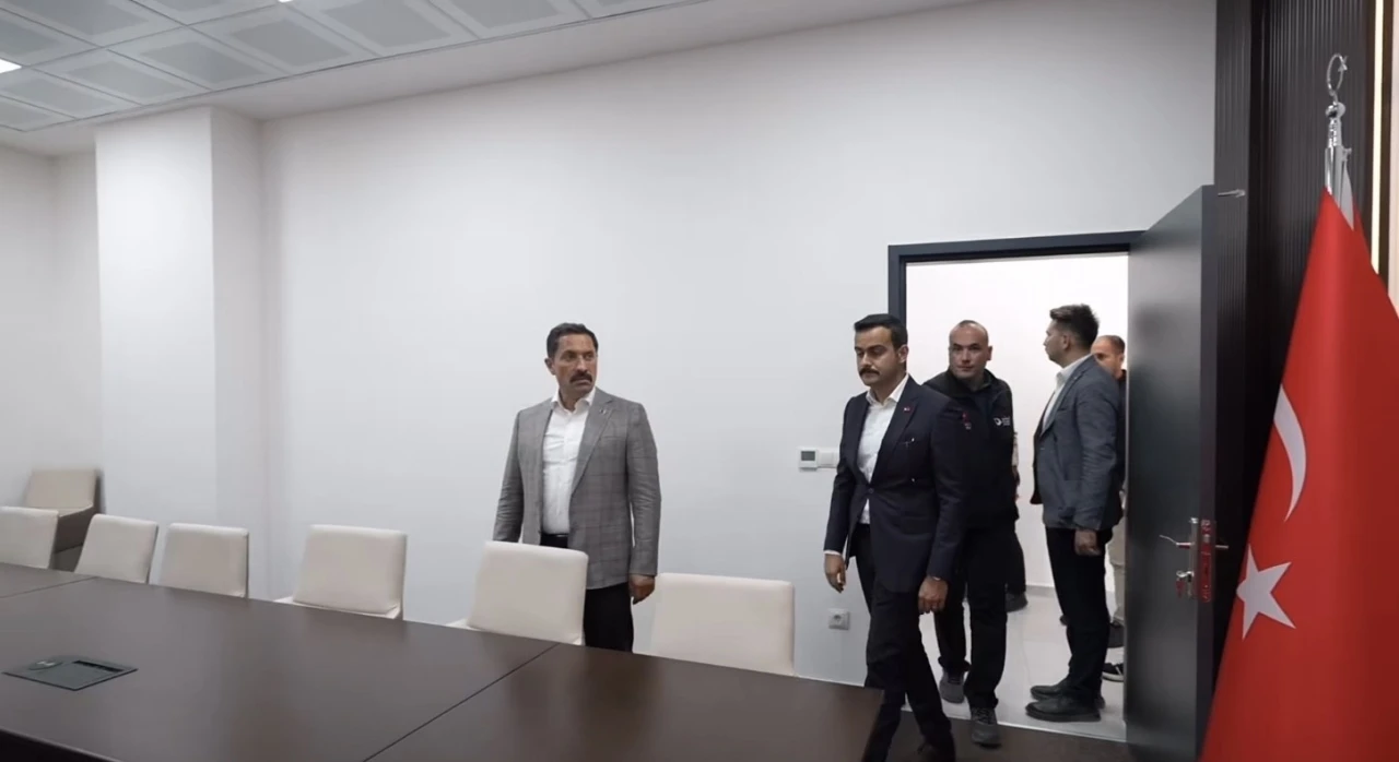 Hatay Göç İdaresi yeni hizmet binasında hizmet vermeye başladı
