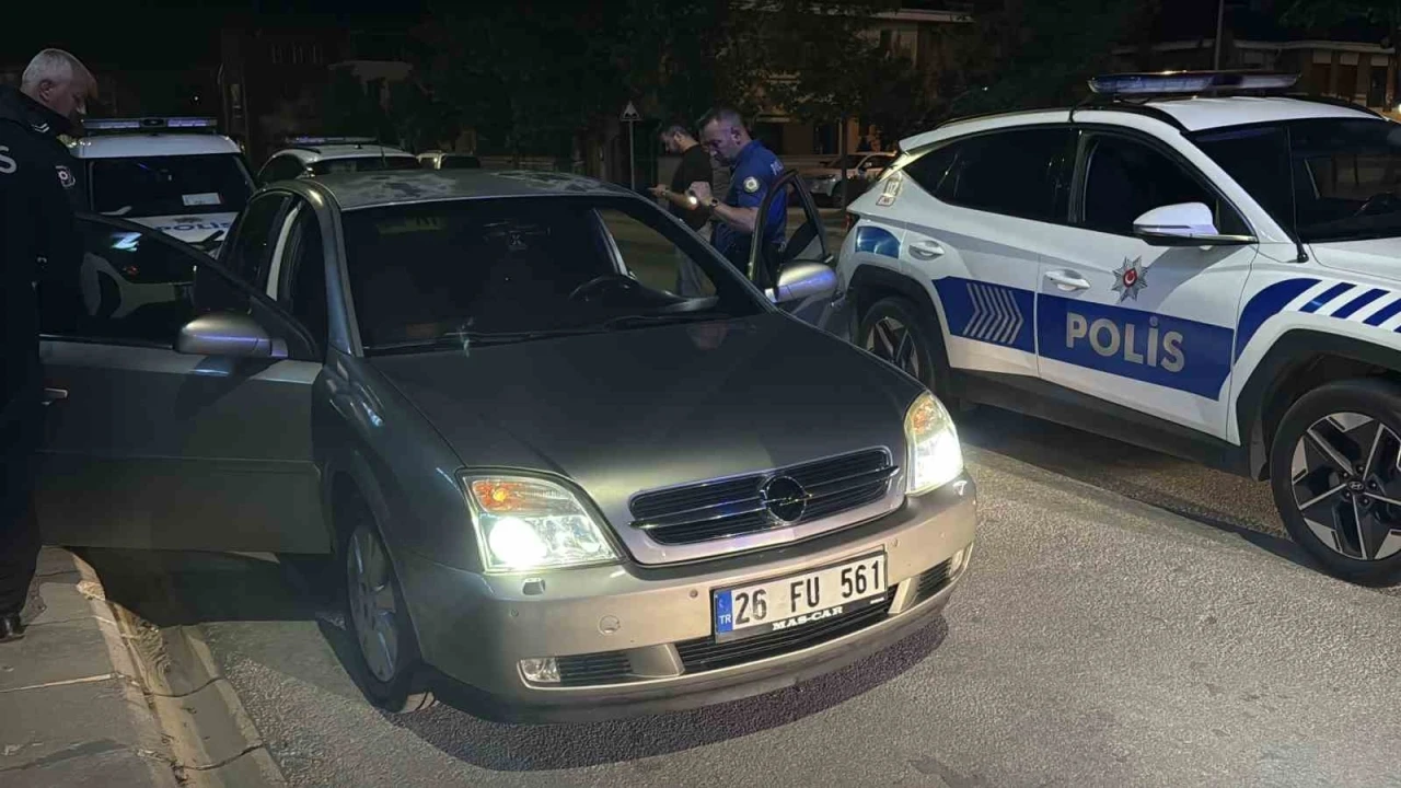 Havaya ateş a&ccedil;an s&uuml;r&uuml;c&uuml;n&uuml;n savunması pes dedirtti: "Canım sıkkındı, ondan dolayı ateş ettim"
