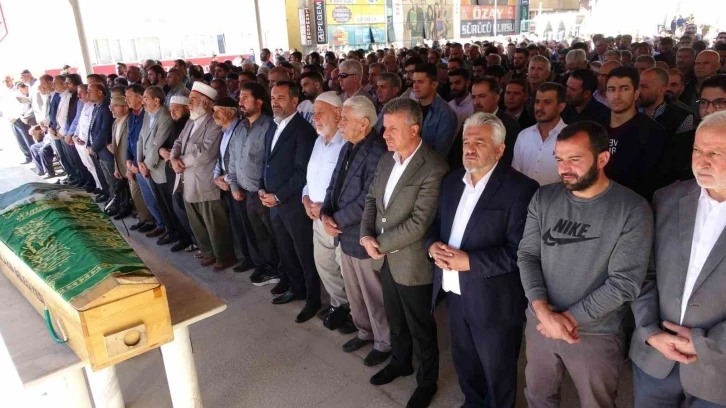 Hayatını kaybeden Filistinliler i&ccedil;in gıyabi cenaze namazı kılındı
