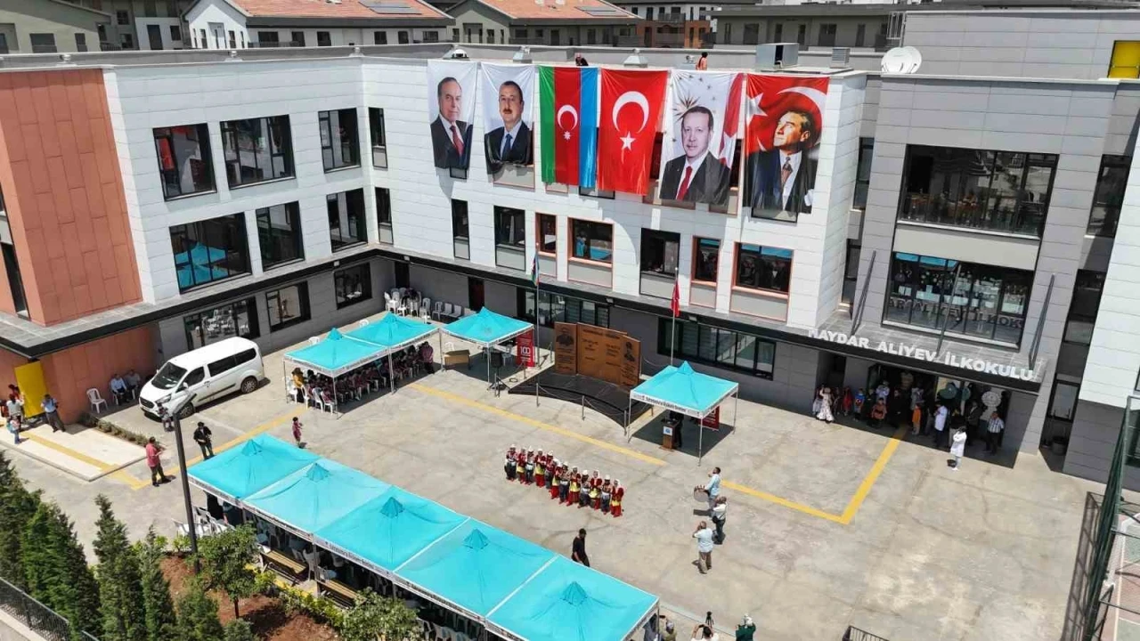 Haydar Aliyev İlkokulu’nda anlamlı program
