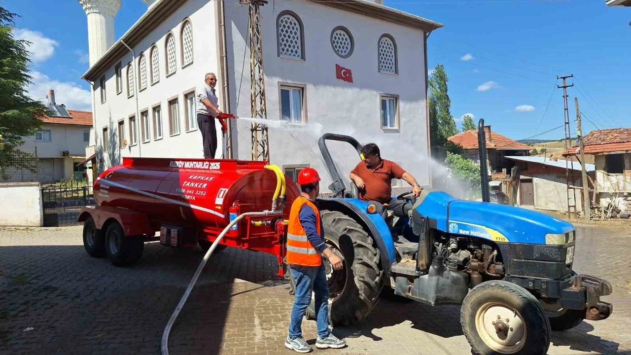 Hayırsever vatandaş bağışladı: K&ouml;yl&uuml;ler, itfaiye gelene kadar yangınlara kendileri m&uuml;dahale edecek
