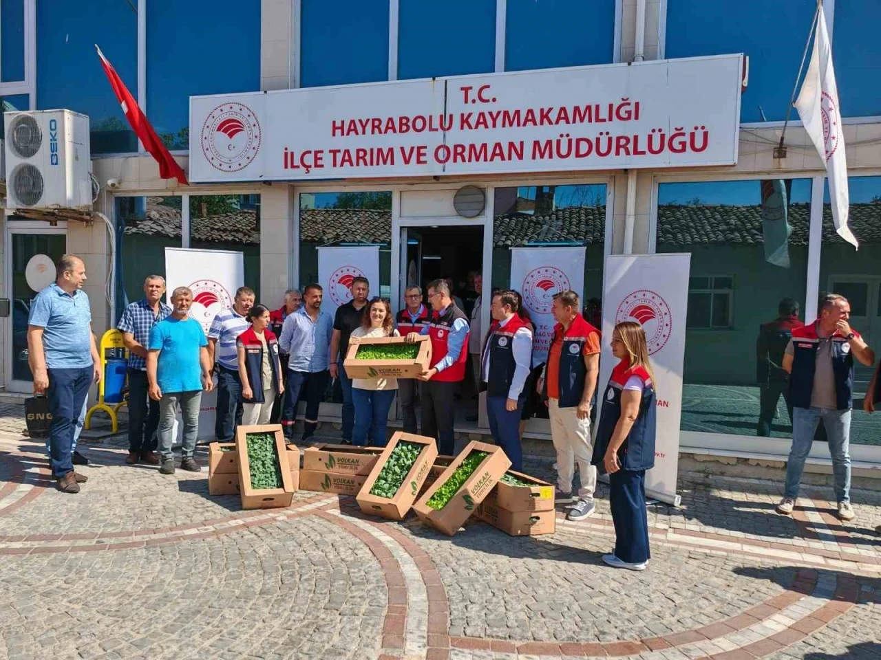 Hayrabolu’da üreticilere kışlık fide desteği

