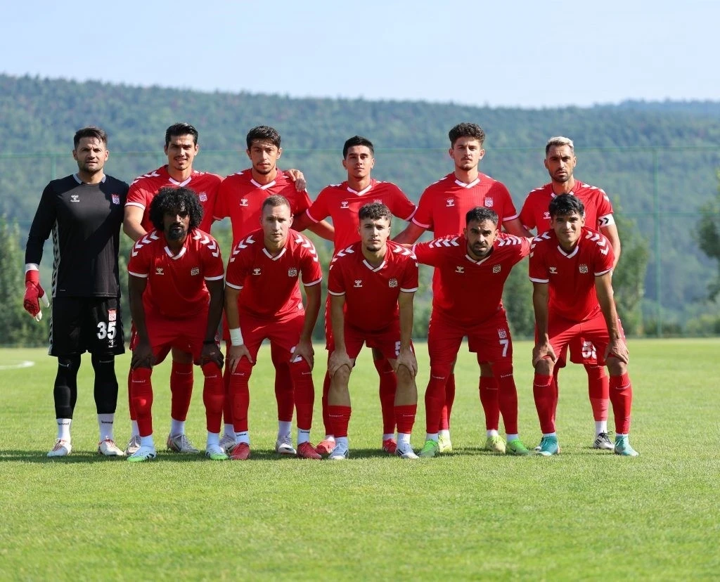 Hazırlık maçı: Sivasspor: 0 - Tractor FC: 4
