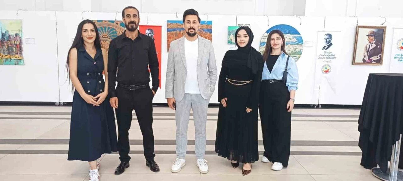 Her Çocuk Bir Umuttur Vakfı’ndan kimsesiz çocuklar yararına sergi
