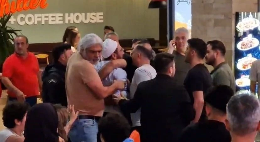 Highway Outlet AVM’de ‘adamına göre muamele’ kavgası
