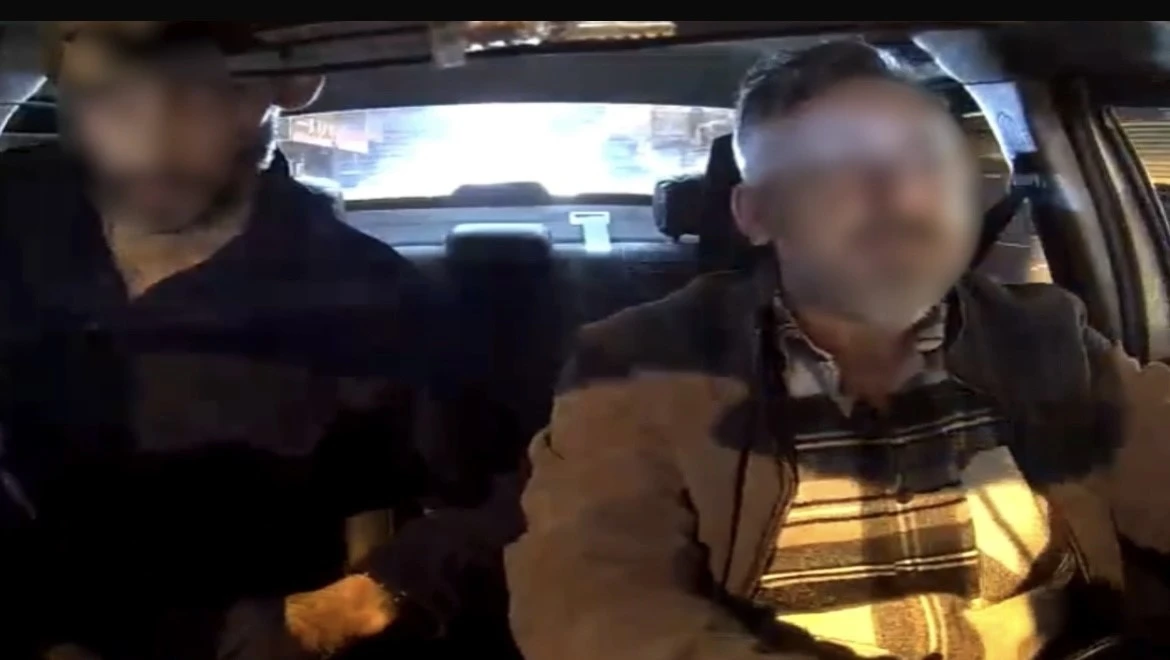 Hırsızlık yaptıktan sonra kıyafetlerini değiştirdi, yakayı ele verdi
