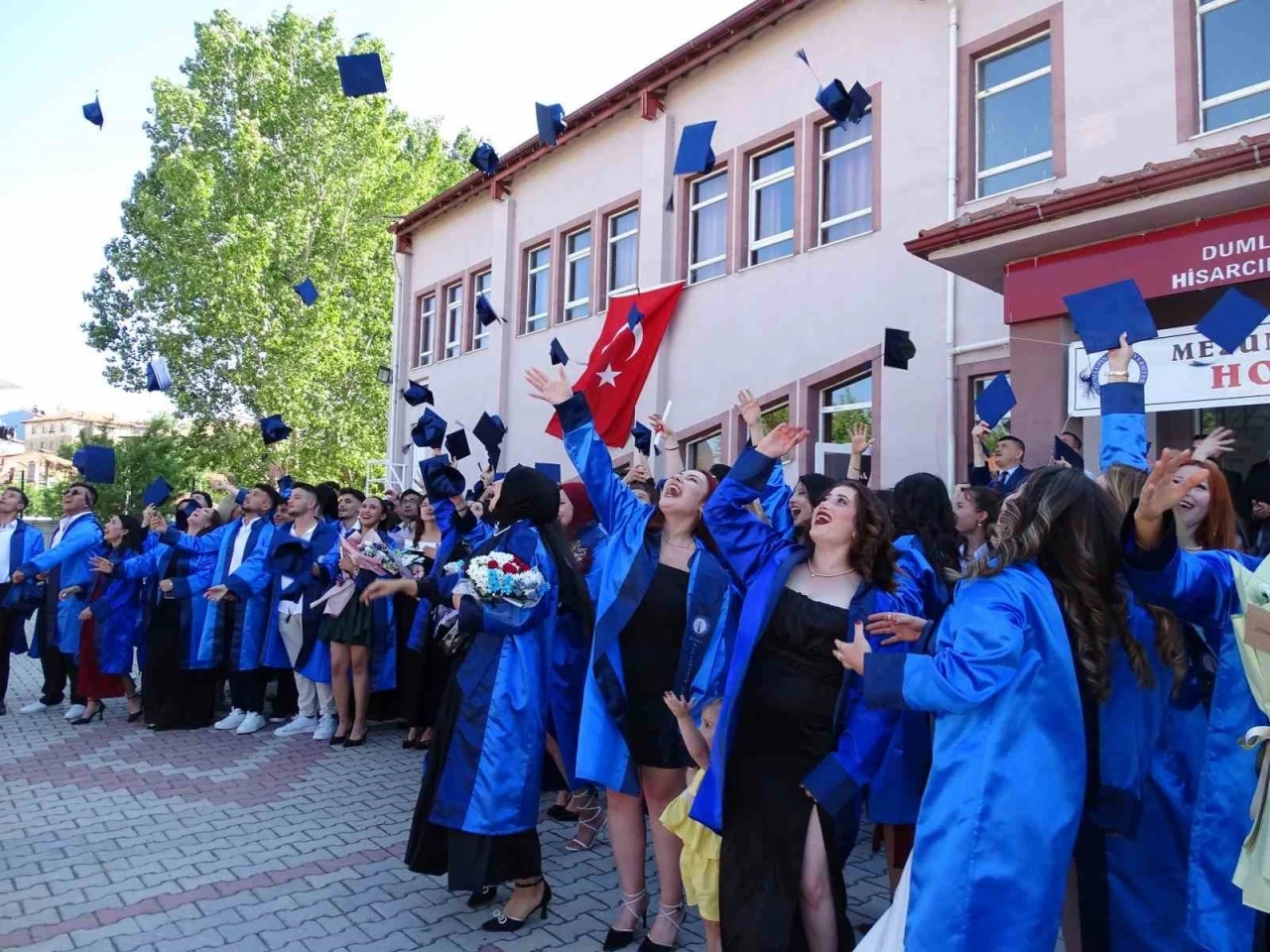Hisarcık MYO’da mezuniyet heyecanı
