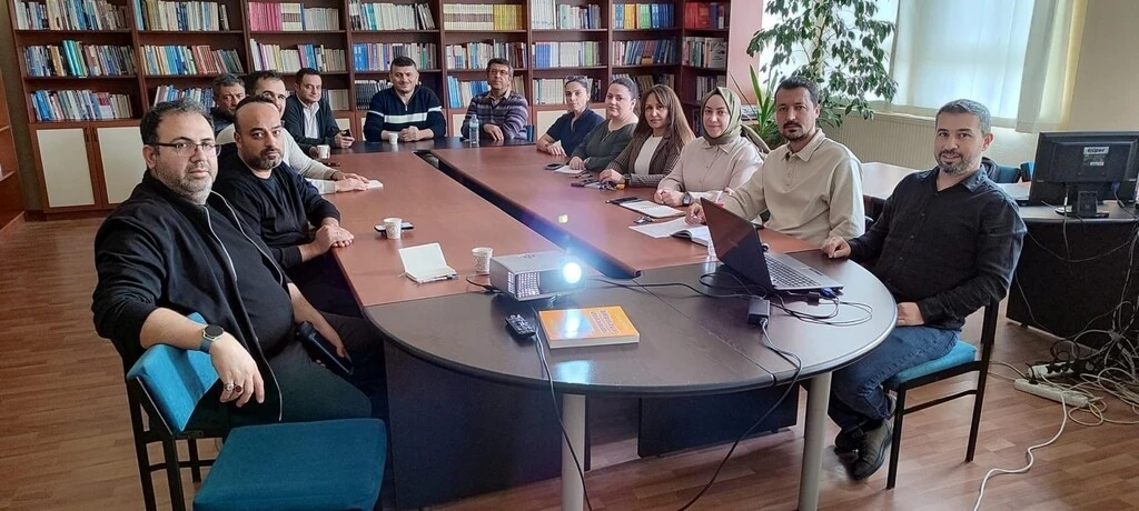 Hisarcık MYO’da &quot;Bologna Bilgi Paketi ve Ders Tanım Formu Hazırlama&quot; konulu eğitim
