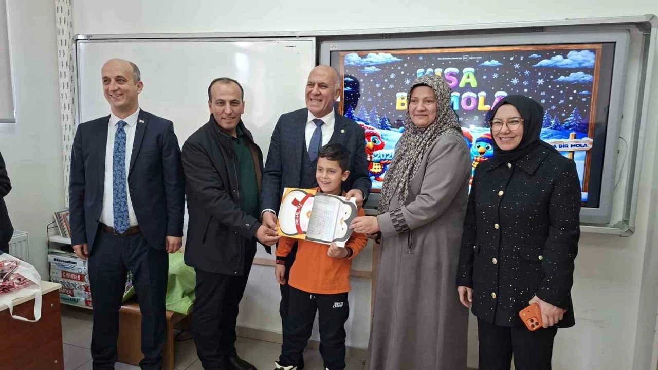 Hisarcık&rsquo;ta bin 50 &ouml;ğrenci tatile girdi
