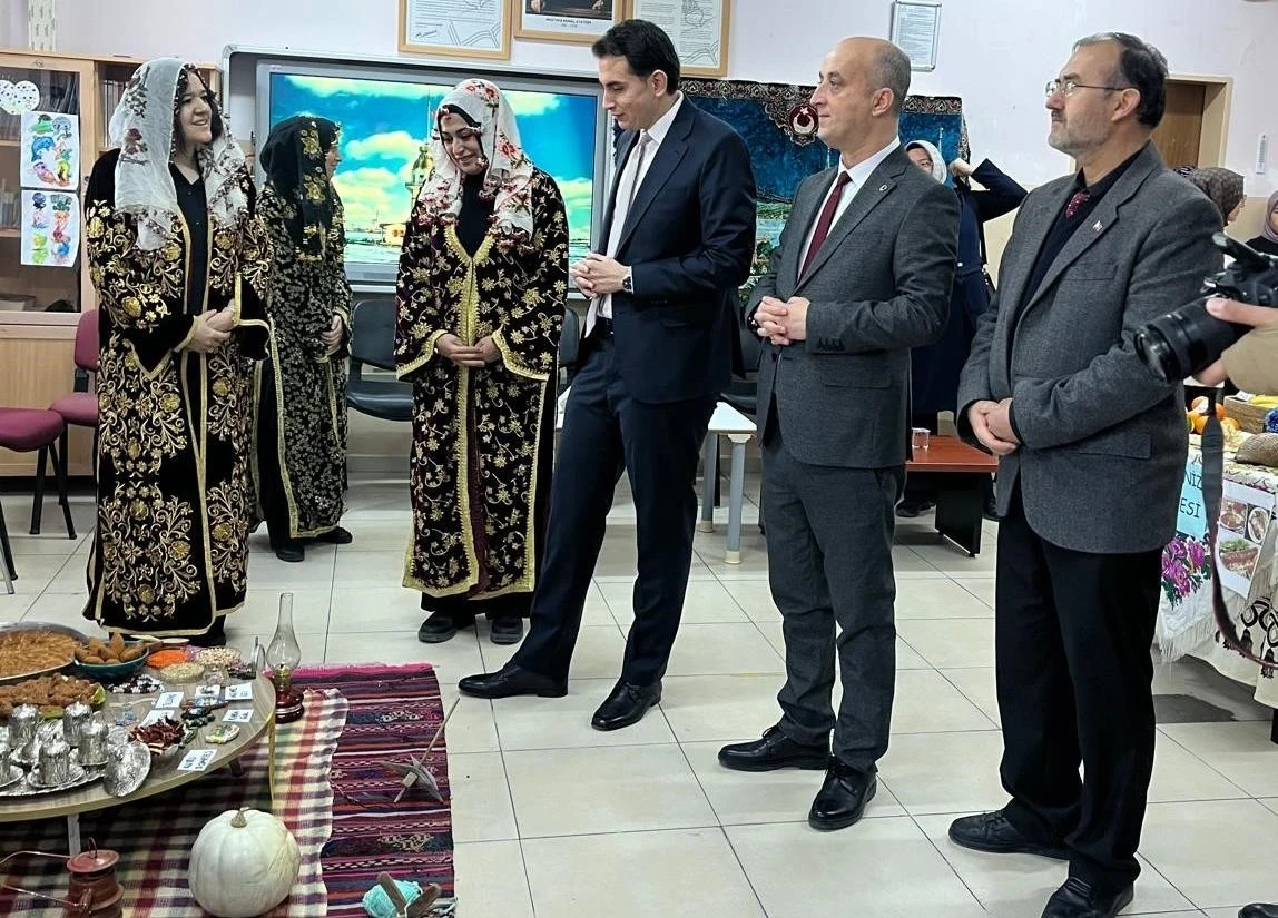 Hisarcık&rsquo;ta Yerli Malı Haftası etkinliği d&uuml;zenlendi
