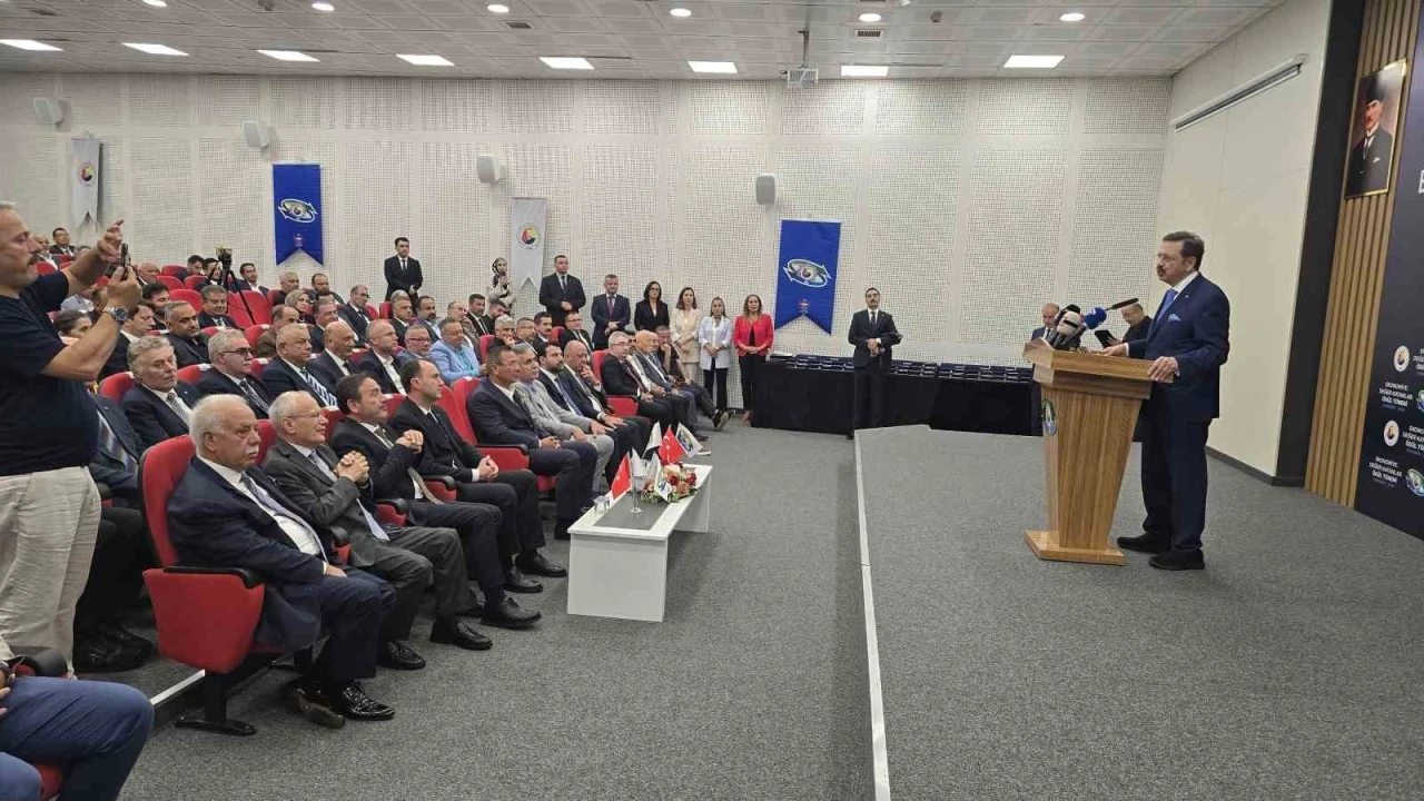 Hisarcıklıoğlu&rsquo;ndan Filyos Limanı vurgusu: "Deniz yolu en ucuz taşımacılık"
