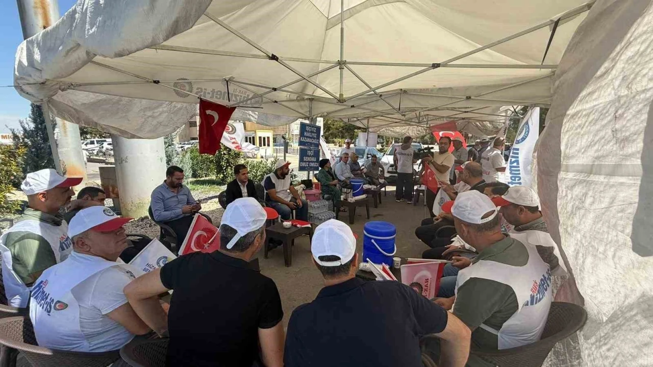 Hizmet-İş Sendikasından işten çıkarılan 950 işçi hakkında açıklama
