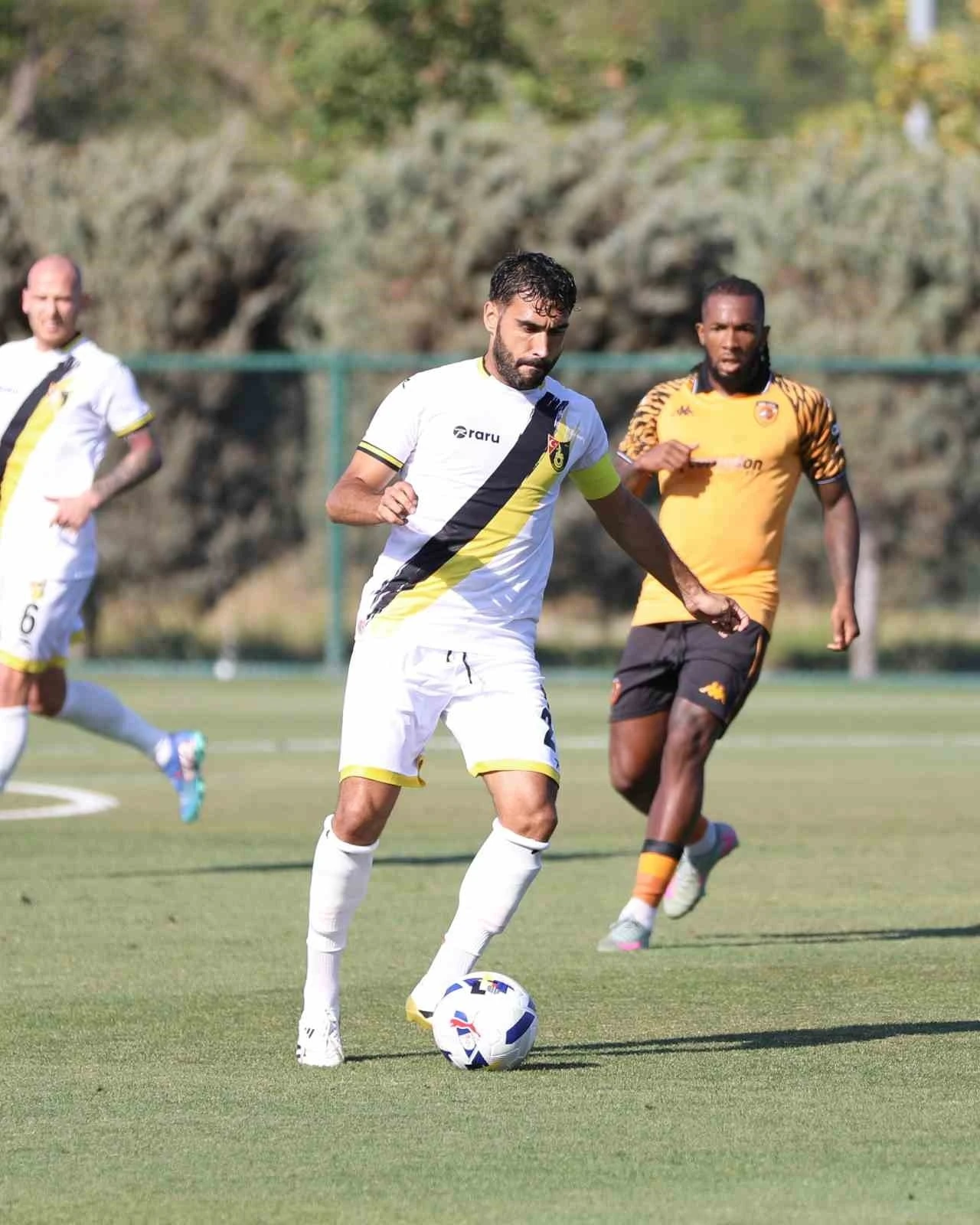 Hull City ile İstanbulspor, hazırlık maçında karşılaştı
