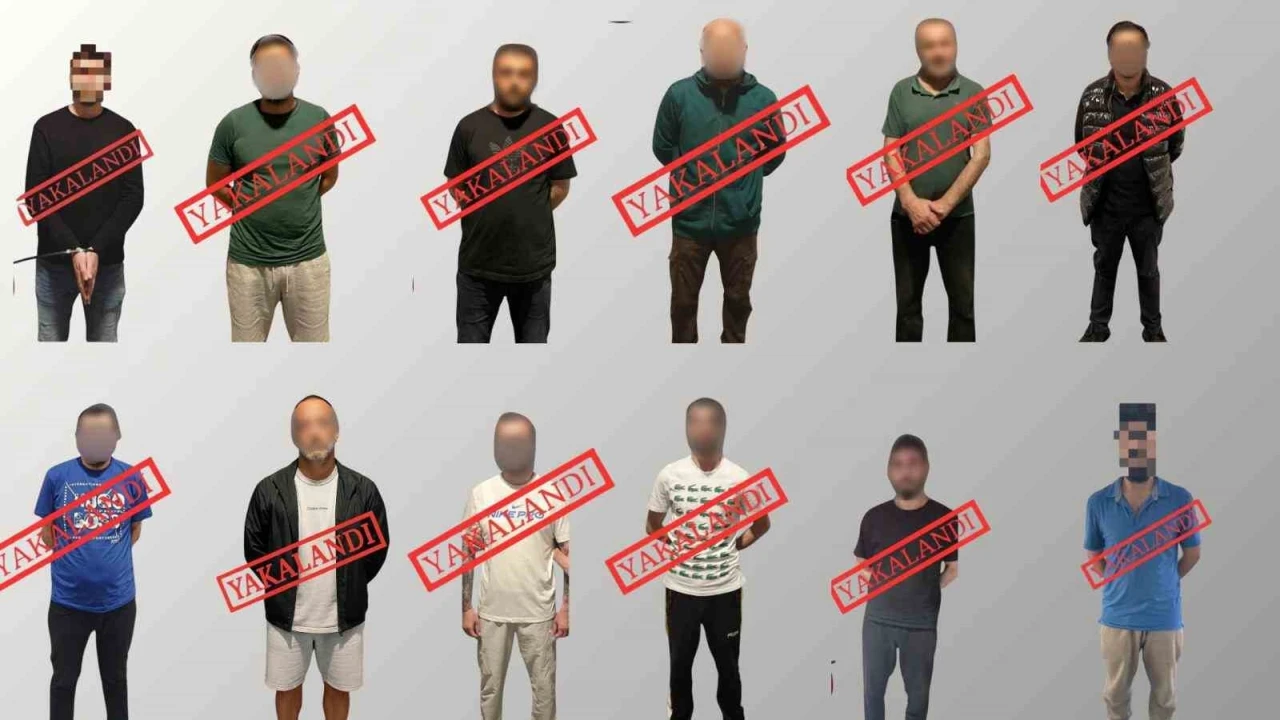 İçişleri Bakanı Yerlikaya: &quot;Kırmızı bültenle aradığımız 11, ulusal seviyede aradığımız 1  olmak üzere 12 suçluyu ülkemize getirdik&quot;
