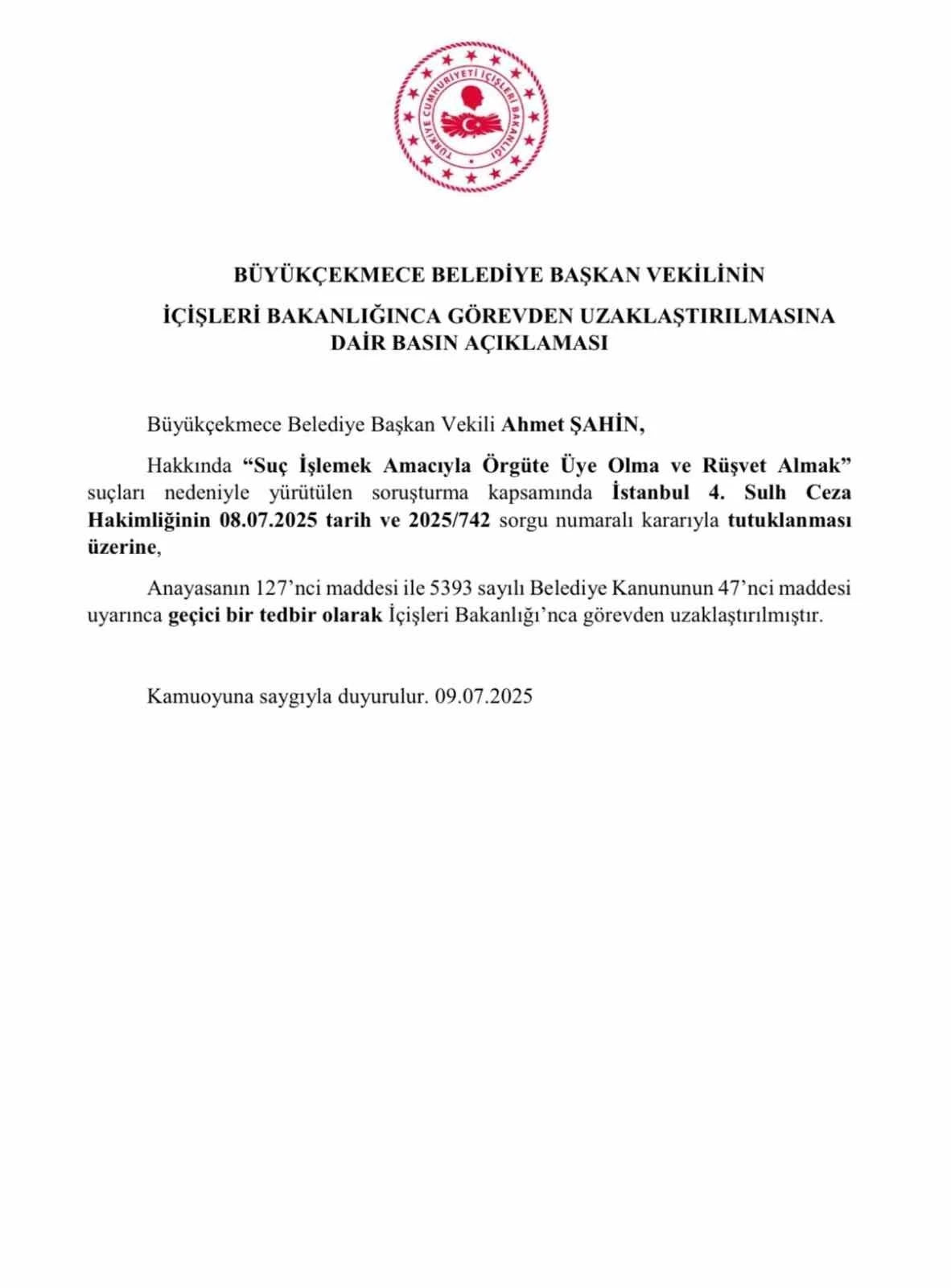 İçişleri Bakanlığı, Adana Büyükşehir Belediye Başkanı ve Büyükçekmece Belediye Başkan Vekili görevden uzaklaştırıldığını açıkladı
