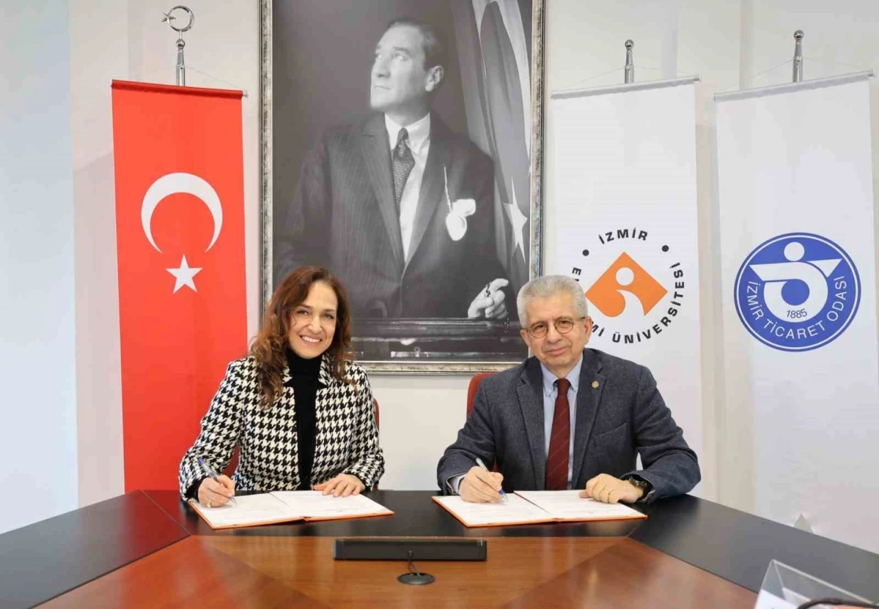 İE&Uuml; ile Karşıyaka buluştu, kazanan &ccedil;ocuklar oldu
