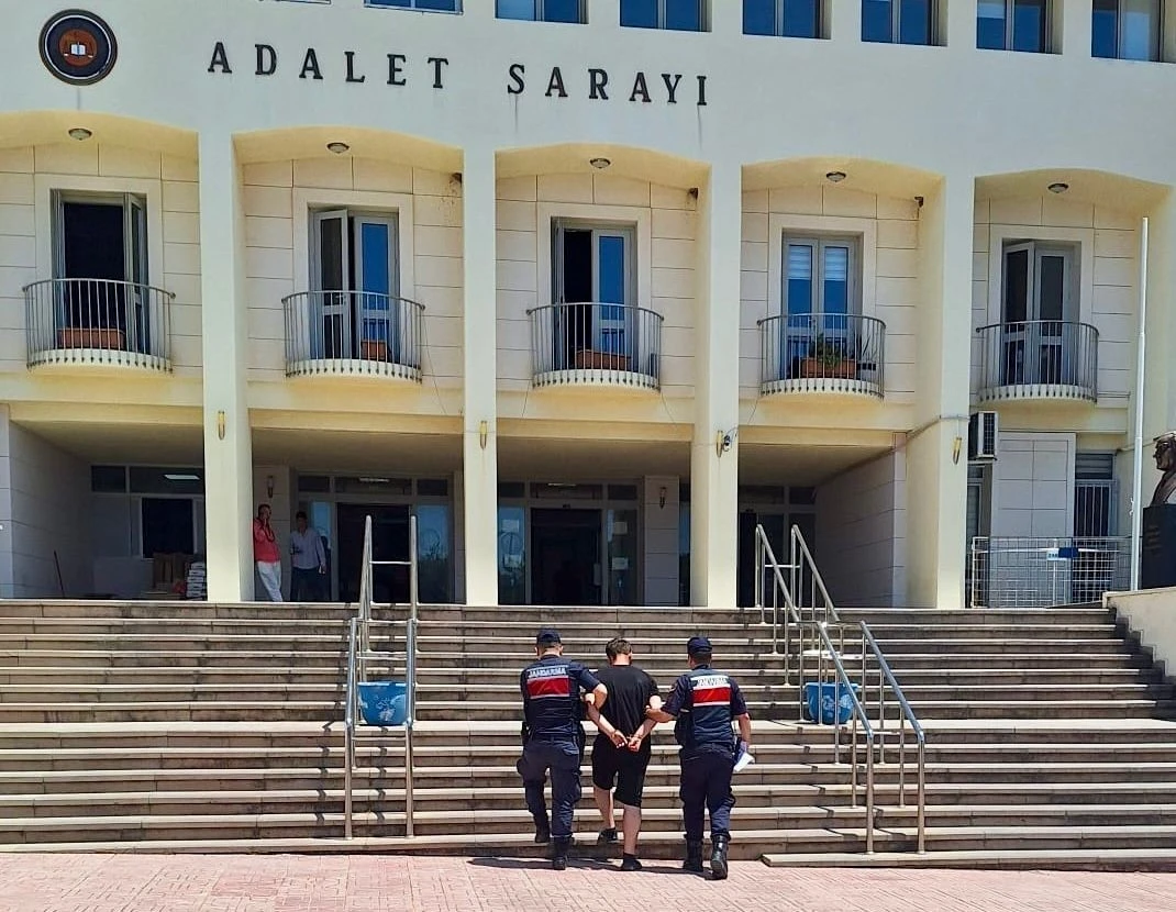 İki ayrı suçtan aranan şahıs yakalandı
