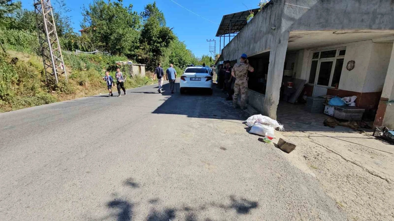 İki kardeş ve babaannelerini öldüren sanık &quot;Kasap mıyım cani miyim durduk yere yapayım, savunmak içindi&quot;
