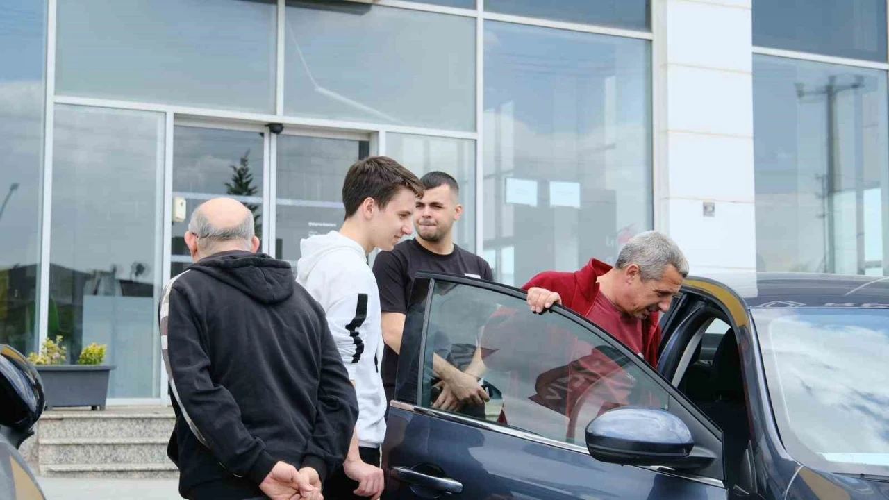 İkinci elde şenlik var
