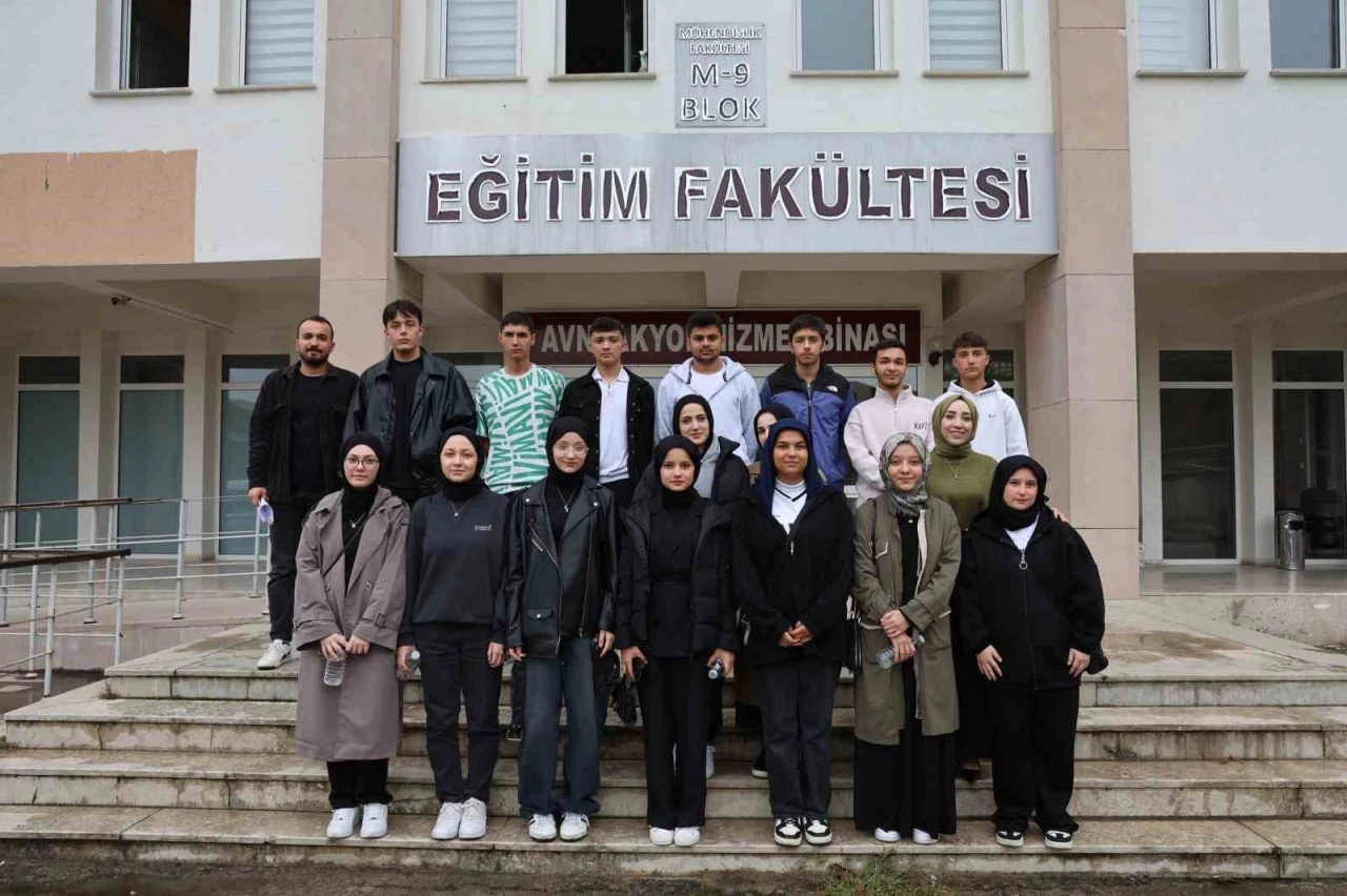 İmam Hatip Lisesi Öğrencileri Düzce Üniversitesi’nde

