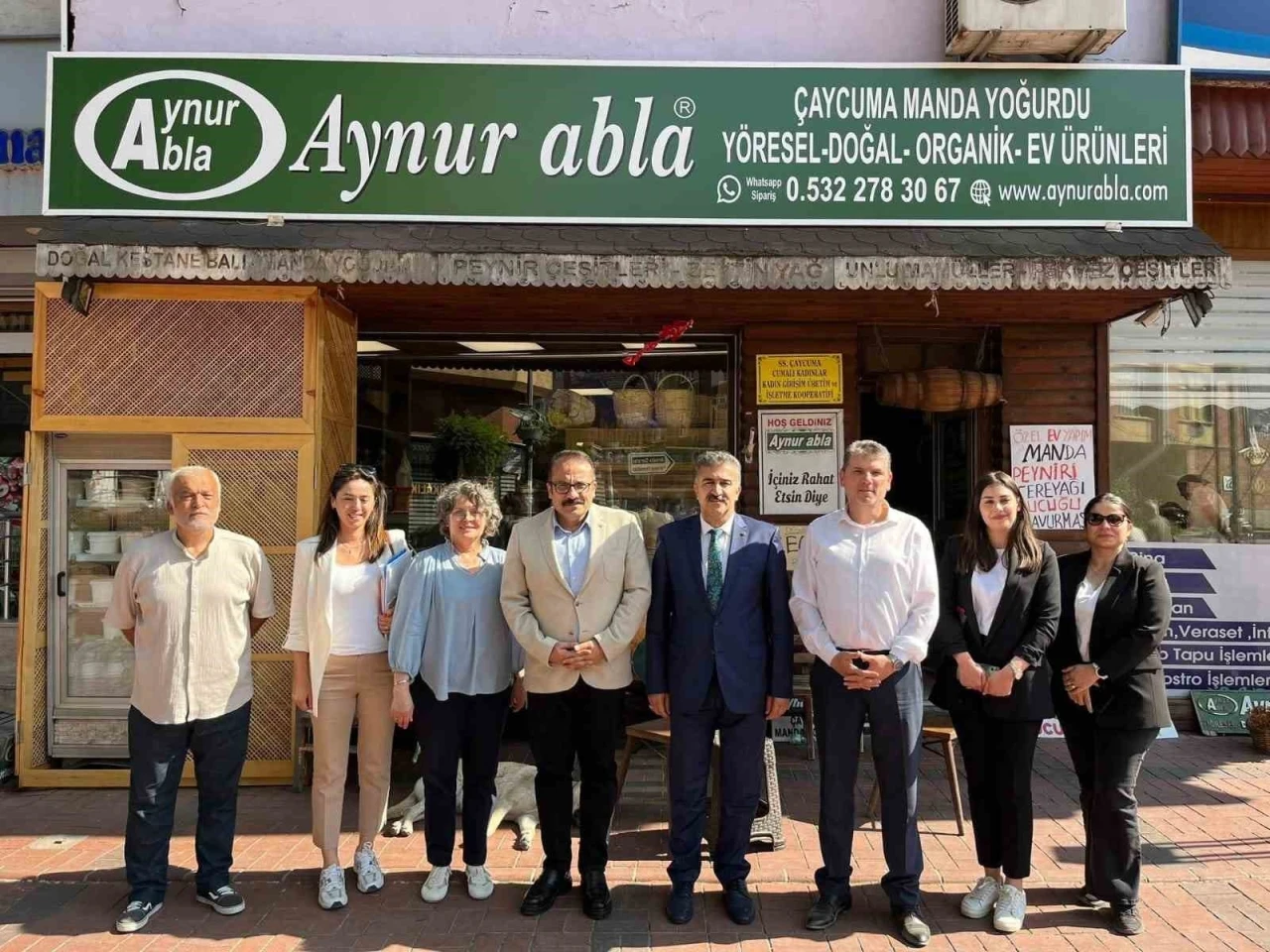 İnceciköz’e manda yoğurdu ikram ettiler
