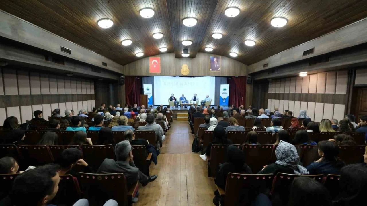 İnegöl’de ahilik haftası paneli gerçekleştirildi
