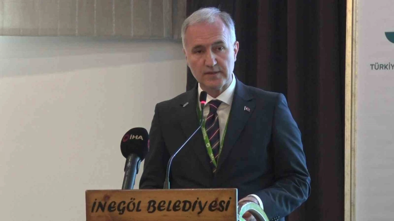 İneg&ouml;l&rsquo;de iklim zirvesi; Yerelden k&uuml;resele ortak m&uuml;cadele mesajı
