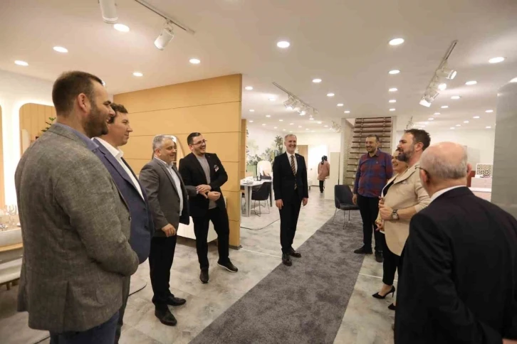 İneg&ouml;l mobilya ile b&uuml;y&uuml;meye devam ediyor
