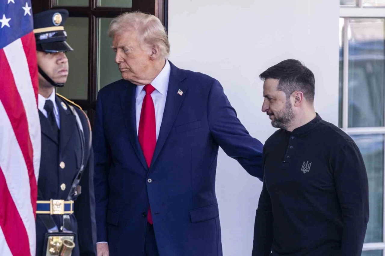 İngiliz medyası: &quot;Trump, Zelenskiy’e Moskova’yı vurup vuramayacağını sordu&quot;
