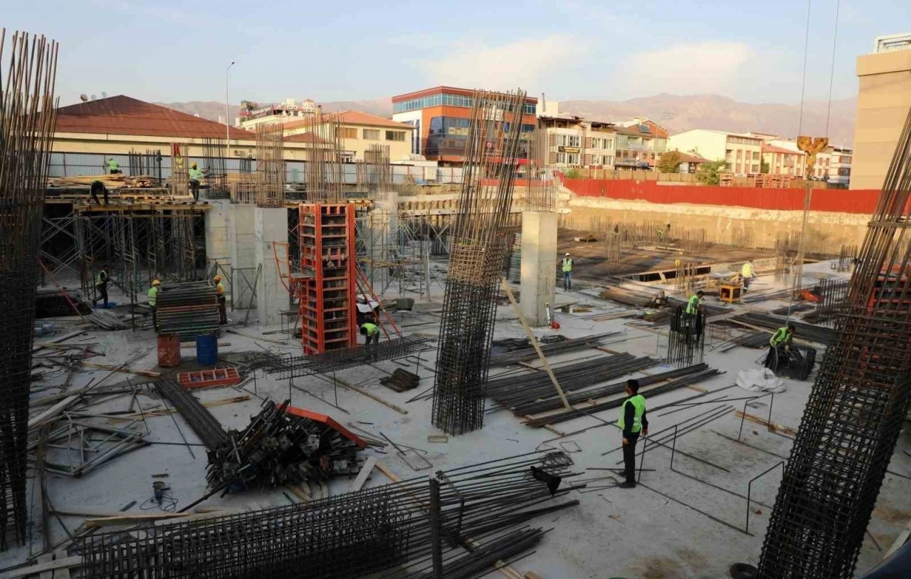 İnşaat maliyeti martta yıllık yüzde 23 arttı

