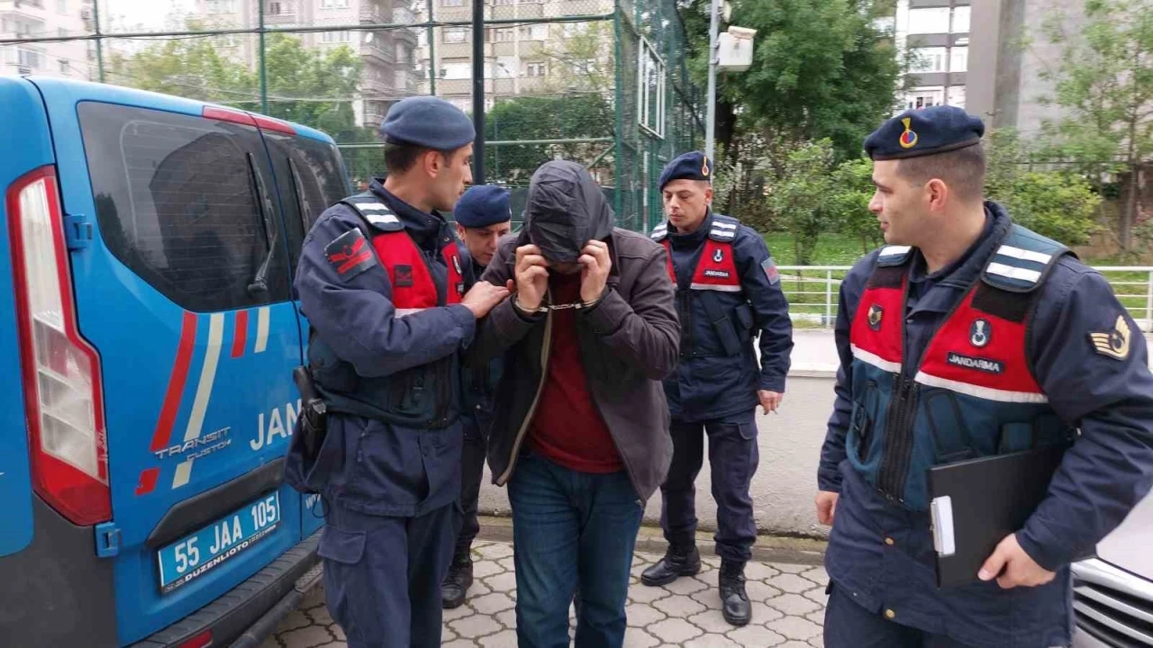 İnternetten izleyip 5. kattaki evini uyuşturucu tarlasına çeviren şahıs tutuklandı
