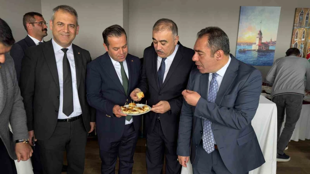 İş Dünyası Kars’ta buluştu, Erzurum su böreği damga vurdu
