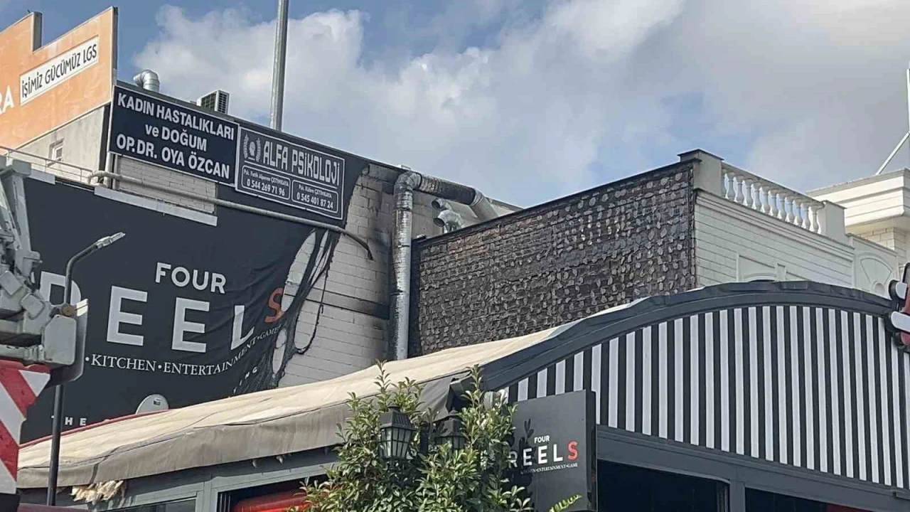 İş yeri alev alev yandı: Yükselen dumanlar korkuttu
