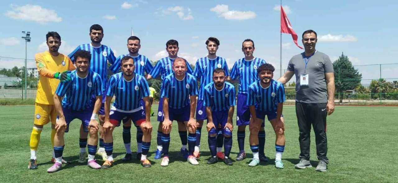 İşitme engelliler futbol takımı, final-four’da mücadele edecek
