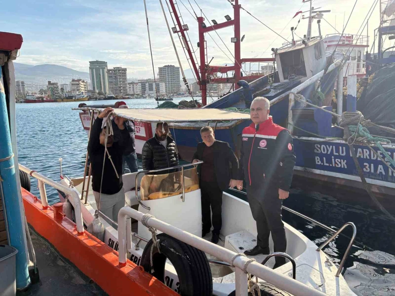 İskenderun balık&ccedil;ı barınağında denetim ger&ccedil;ekleştirildi
