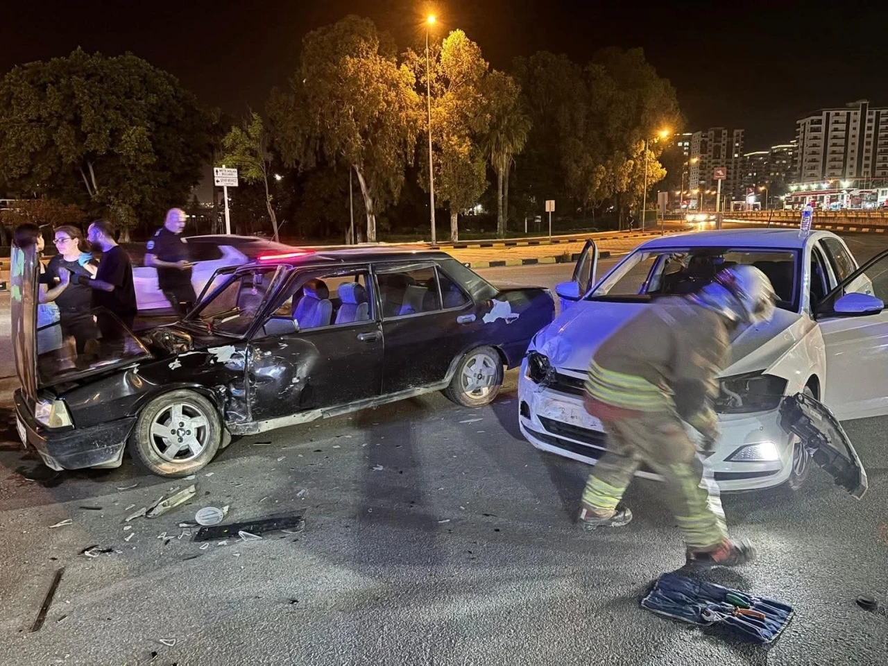 İskenderun&rsquo;da trafik kazası :1 yaralı
