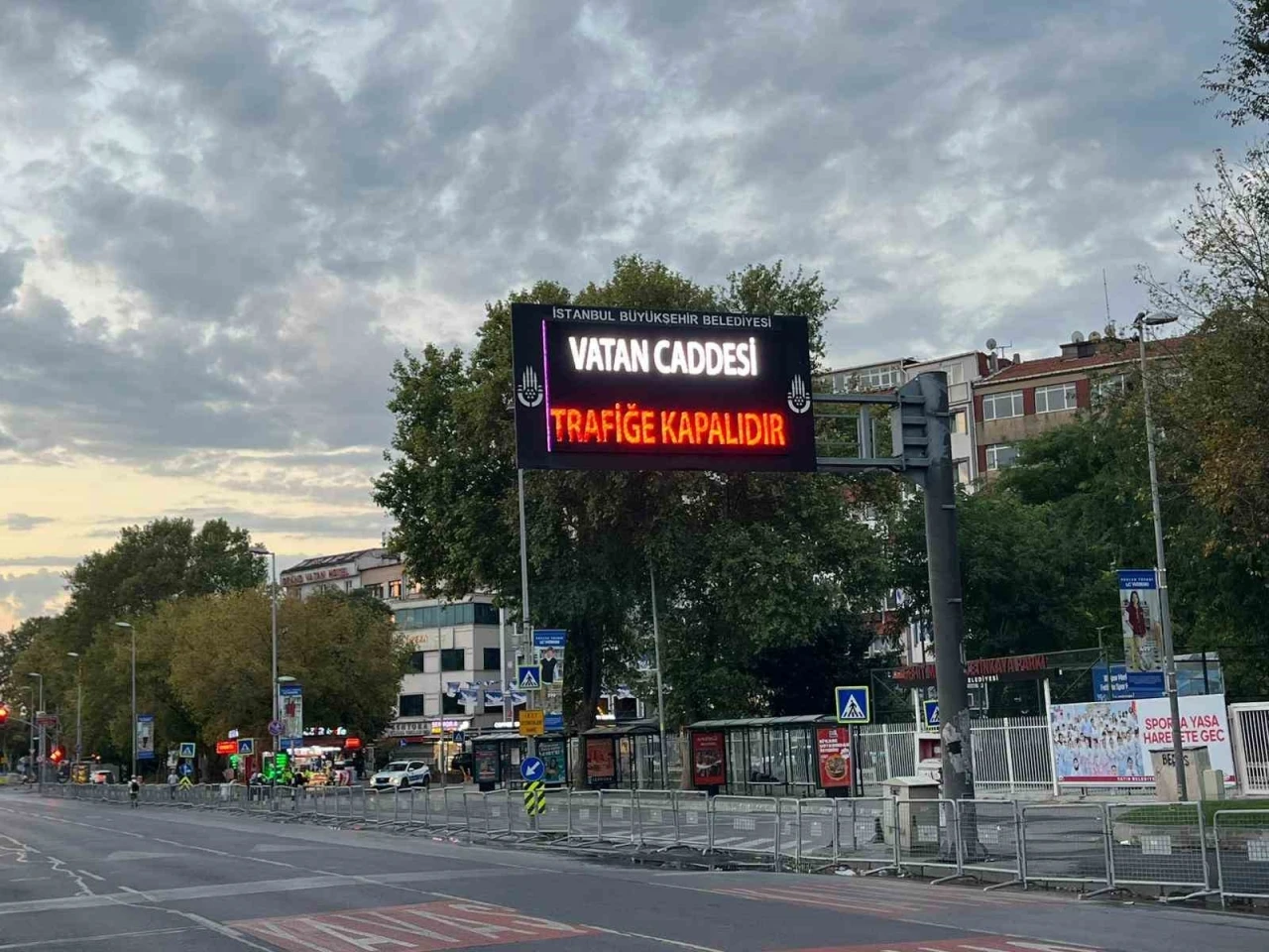 İstanbul’da 30 Ağustos Zafer Bayramı kutlama provaları nedeniyle bazı yollar trafiğe kapatıldı
