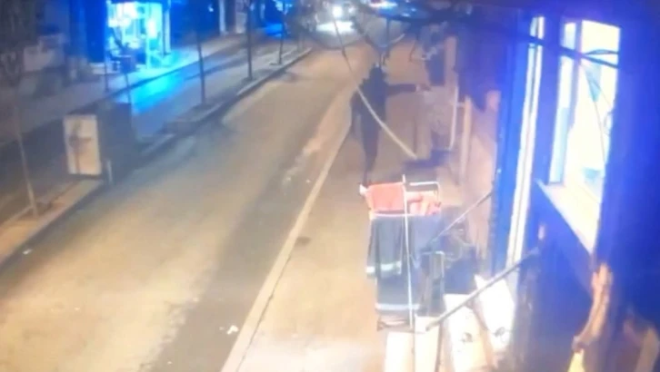 İstanbul’da dehşet anları kamerada: Kurşun yağdırdığı şahsın üzerinden çelik yelek çıktı